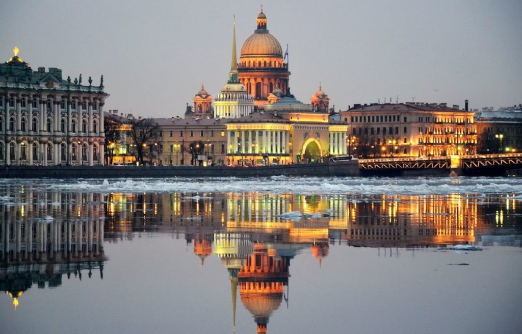 Saint Petersburg – Moscow Russian